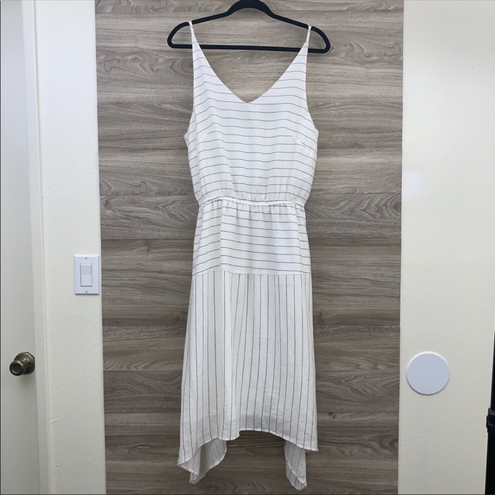 White black striped v-neck handkerchief midi dress